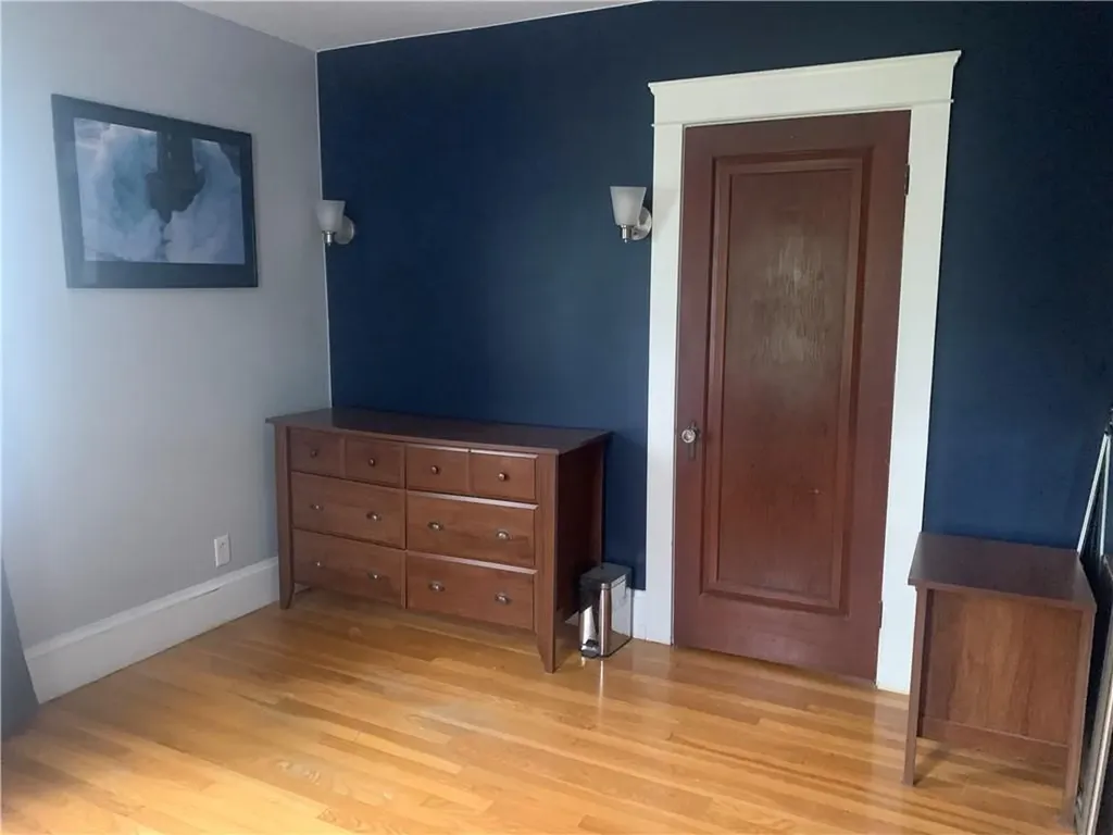 31 Elmcrest Avenue Providence RI 02908