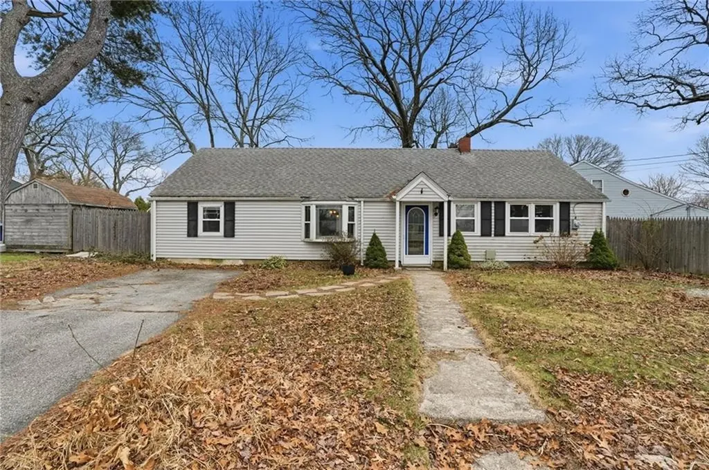 190 Pinnery Avenue Warwick RI 02886