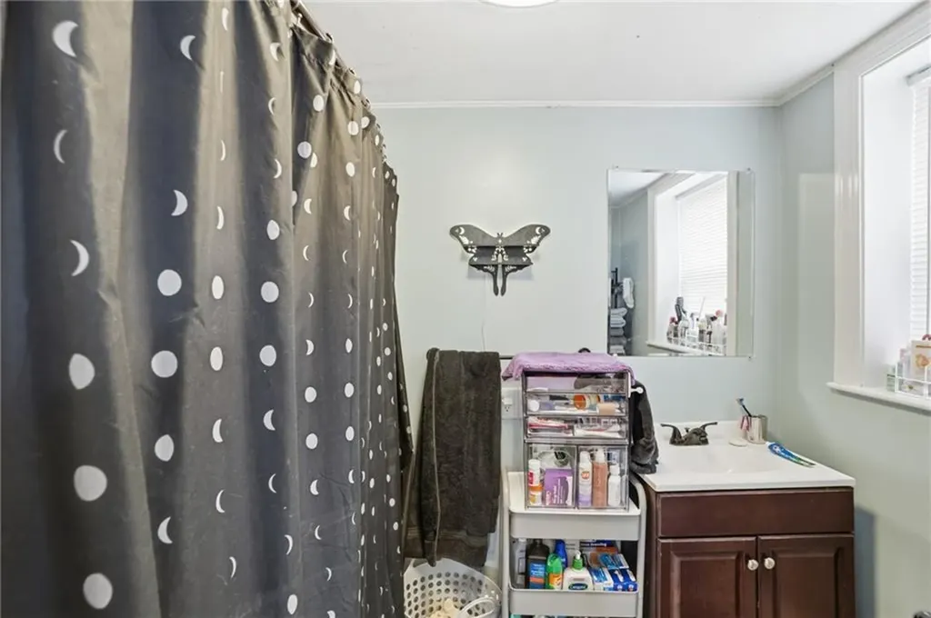 190 Pinnery Avenue Warwick RI 02886