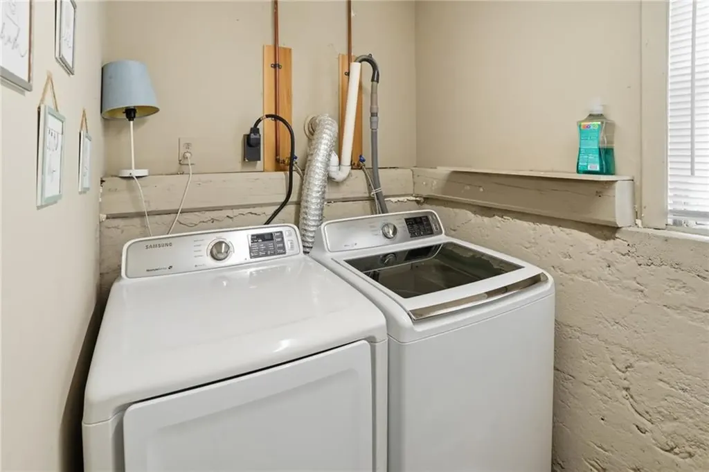 190 Pinnery Avenue Warwick RI 02886