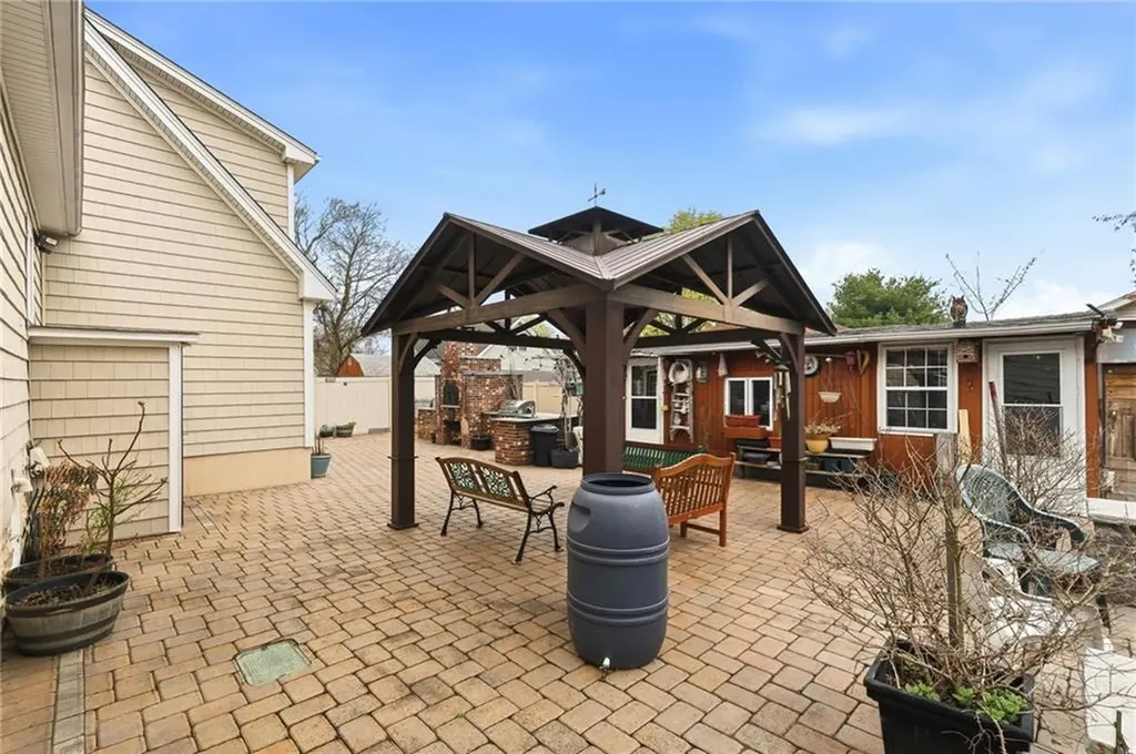 16 Althea Road Warwick RI 02889