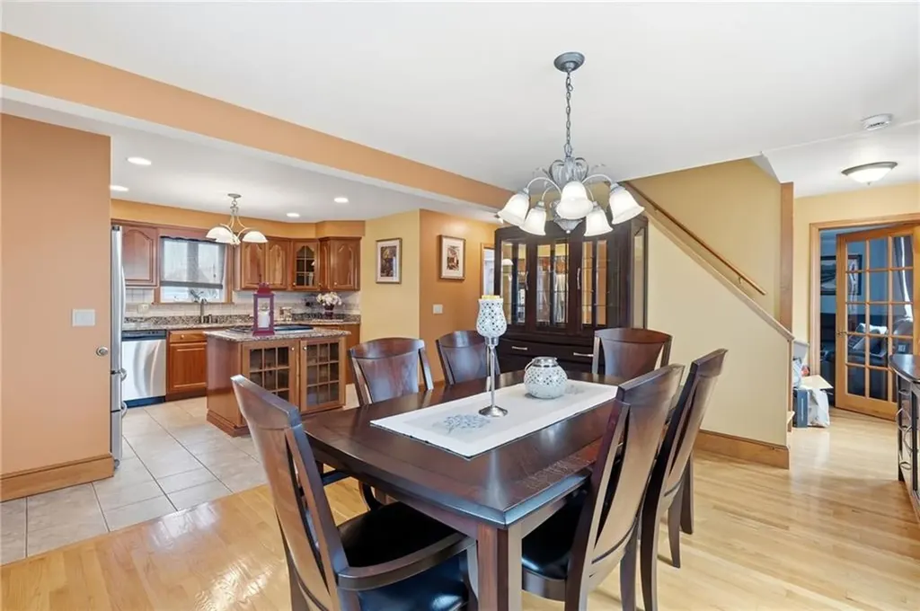 16 Althea Road Warwick RI 02889