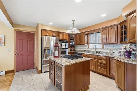16 Althea Road Warwick RI 02889