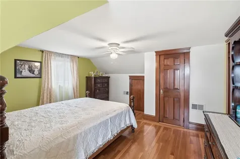 16 Althea Road Warwick RI 02889
