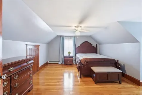 16 Althea Road Warwick RI 02889