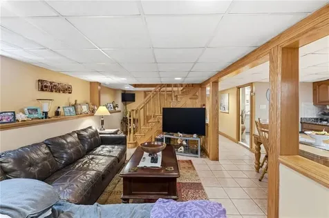 16 Althea Road Warwick RI 02889