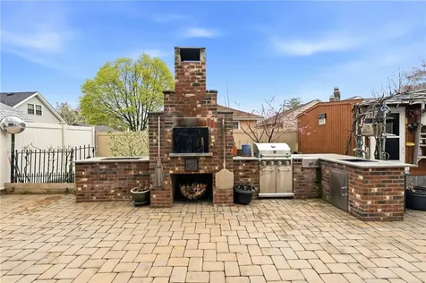 16 Althea Road Warwick RI 02889