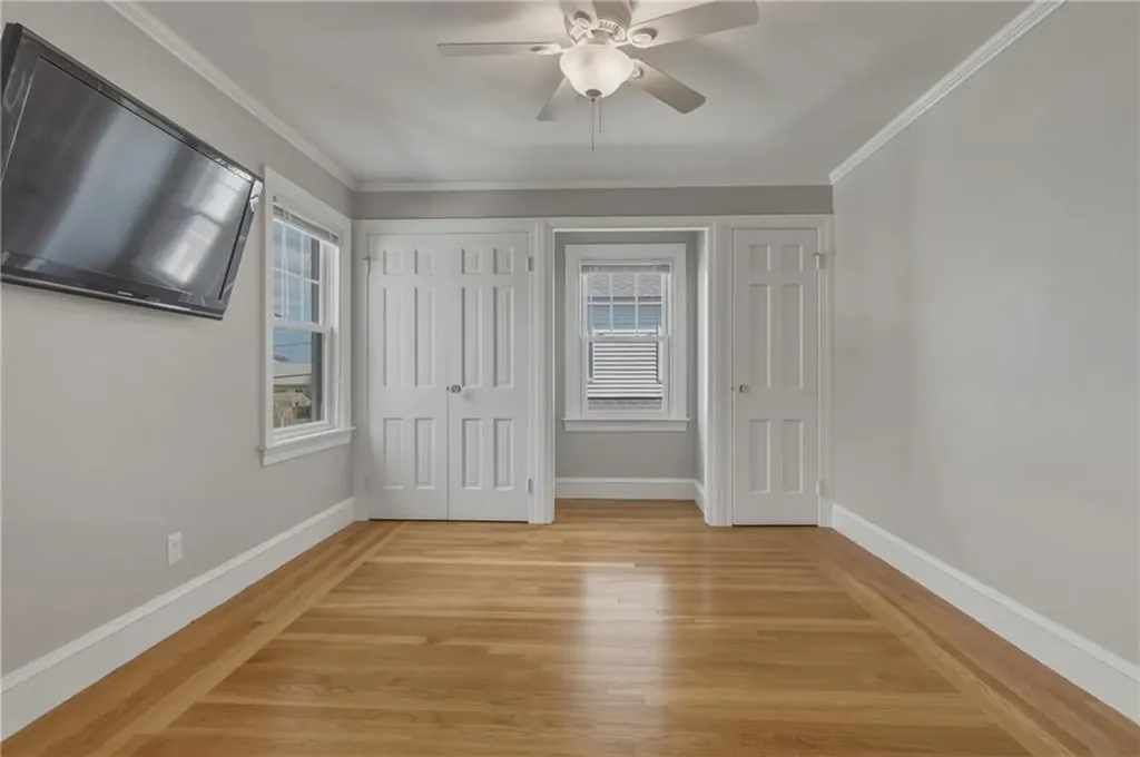 47 Knollwood Avenue Cranston RI 02910