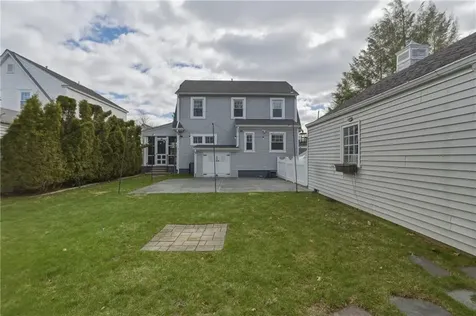 47 Knollwood Avenue Cranston RI 02910