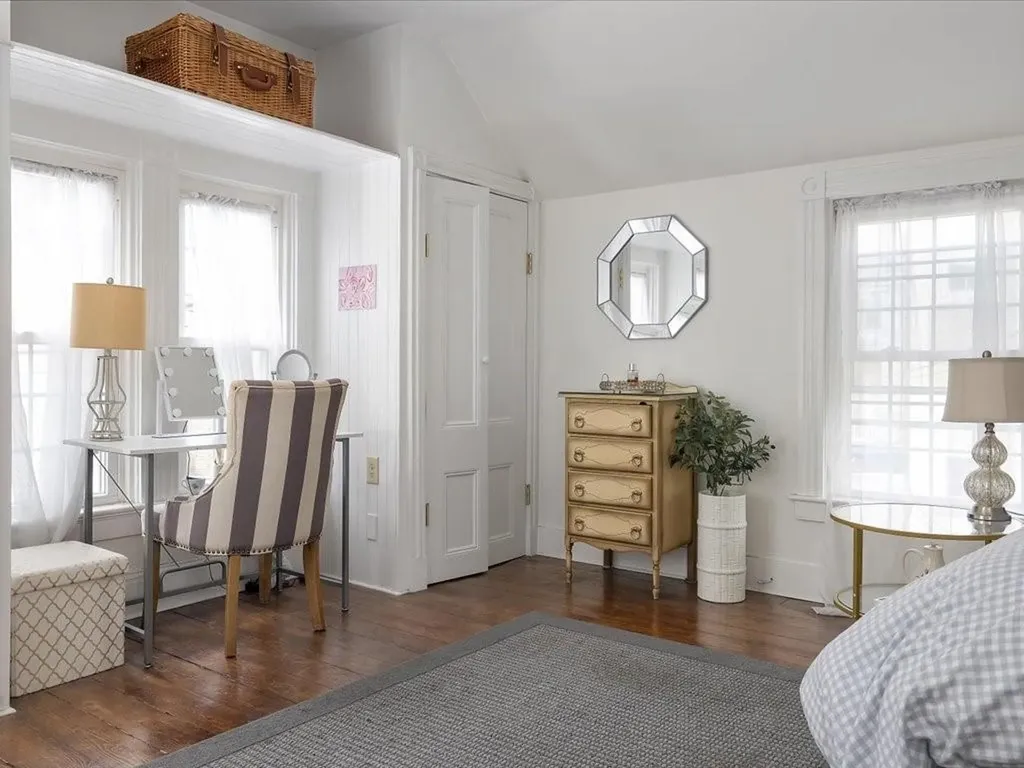 43 Howard Street Newport RI 02840