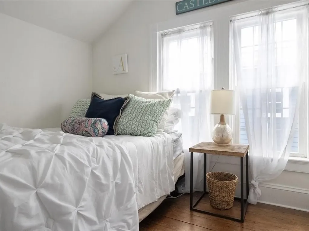 43 Howard Street Newport RI 02840