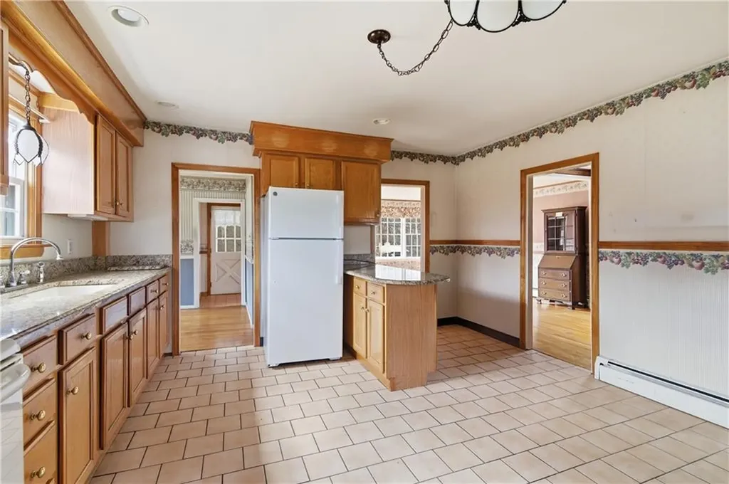 86 Mendon Road North Smithfield RI 02896