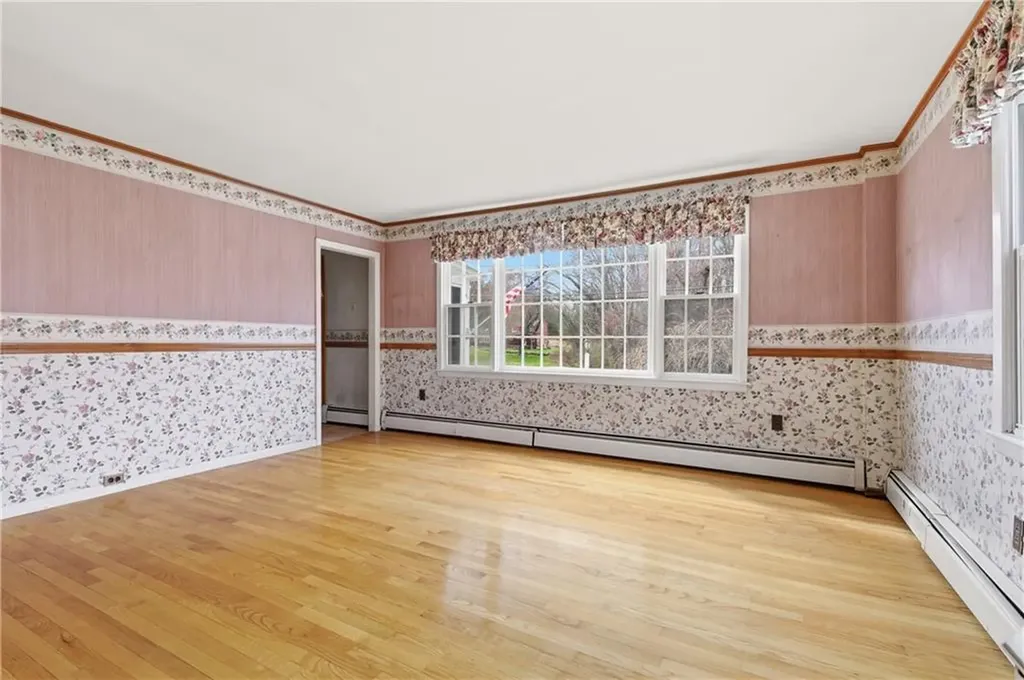 86 Mendon Road North Smithfield RI 02896