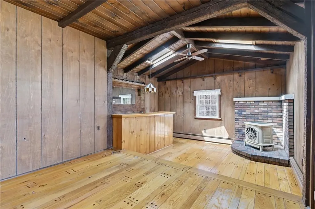 86 Mendon Road North Smithfield RI 02896