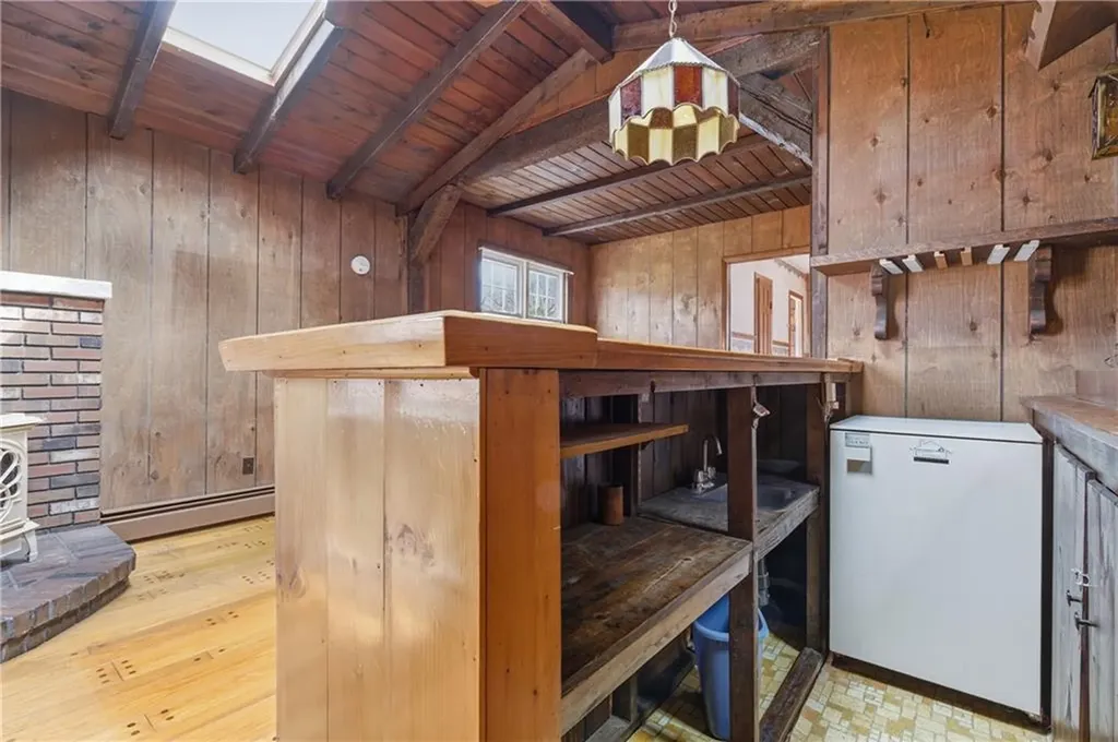 86 Mendon Road North Smithfield RI 02896