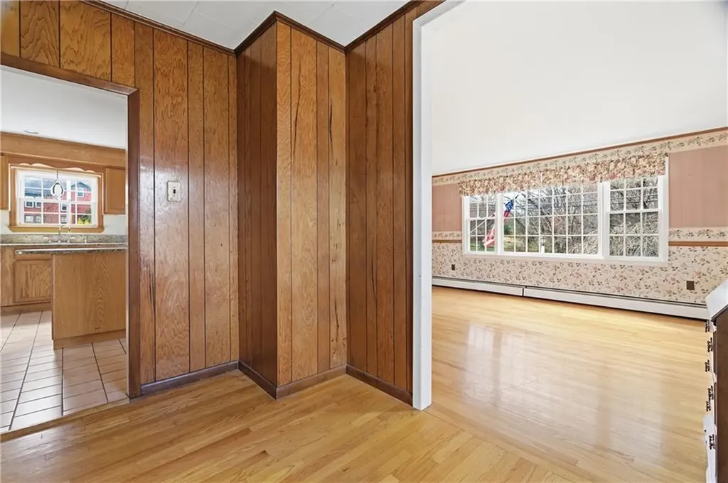86 Mendon Road North Smithfield RI 02896