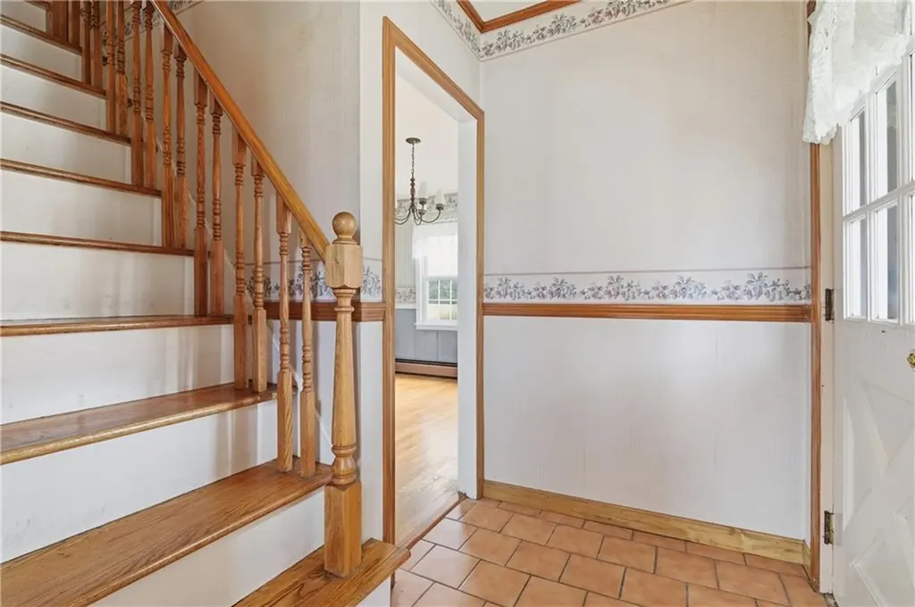 86 Mendon Road North Smithfield RI 02896
