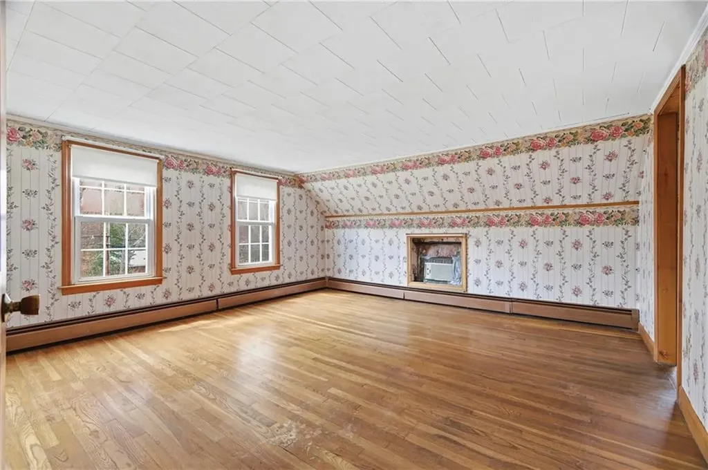 86 Mendon Road North Smithfield RI 02896