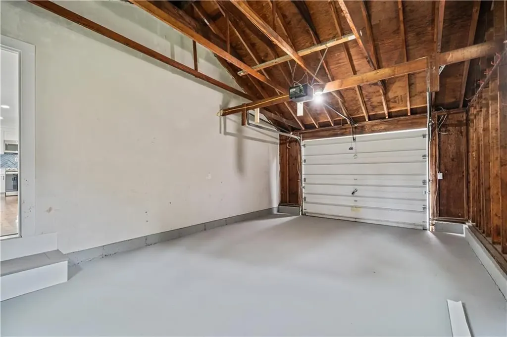 51 Arrowhead Lane Portsmouth RI 02871