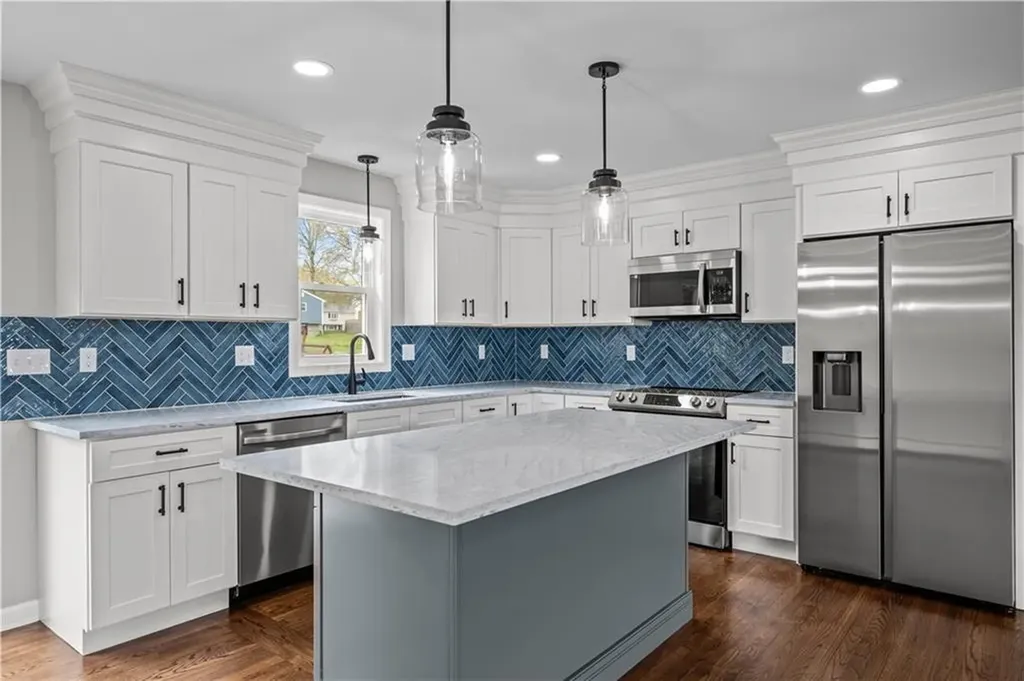 51 Arrowhead Lane Portsmouth RI 02871