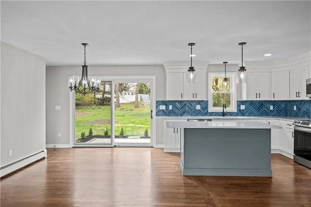 51 Arrowhead Lane Portsmouth RI 02871