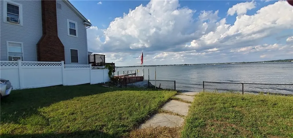 111 Charlotte Drive Warwick RI 02818