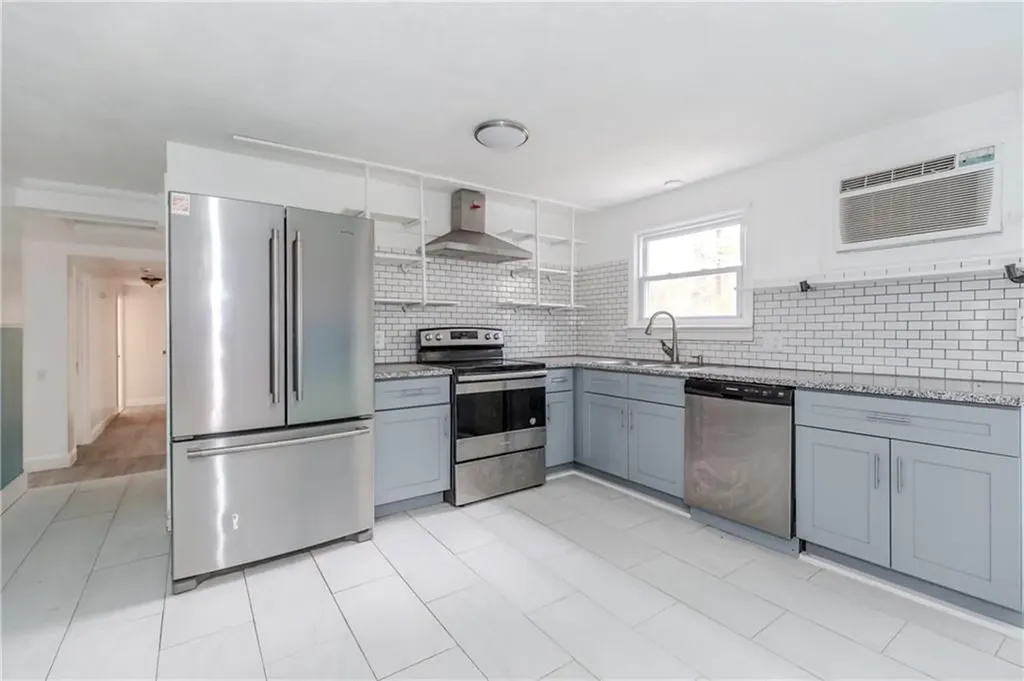 1150 Plainfield Pike Coventry RI 02827