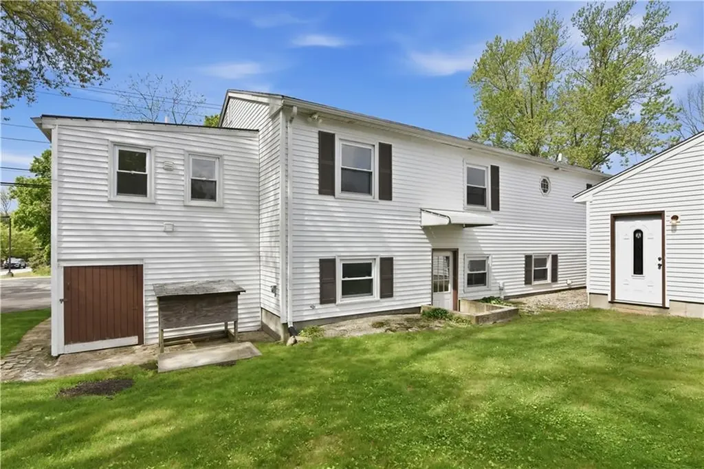 183 First Avenue East Greenwich RI 02818