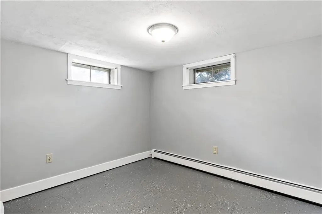 5 Luther Avenue East Providence RI 02914