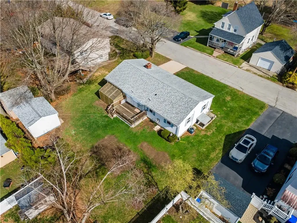 5 Luther Avenue East Providence RI 02914