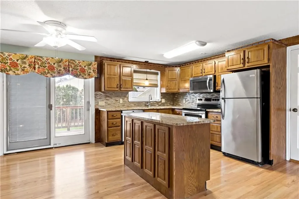 5 Luther Avenue East Providence RI 02914