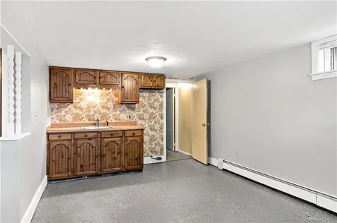 5 Luther Avenue East Providence RI 02914
