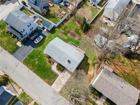 5 Luther Avenue East Providence RI 02914