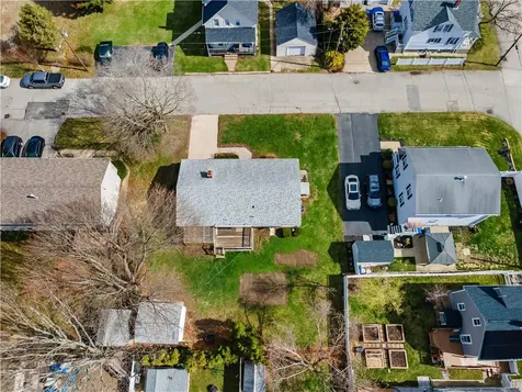 5 Luther Avenue East Providence RI 02914