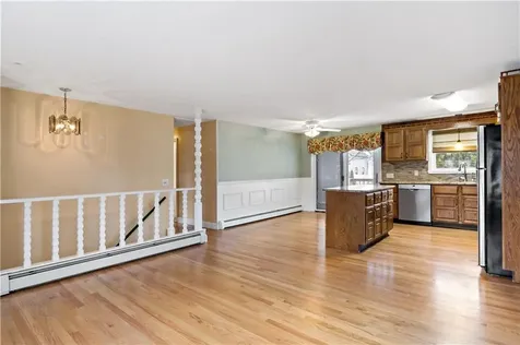 5 Luther Avenue East Providence RI 02914