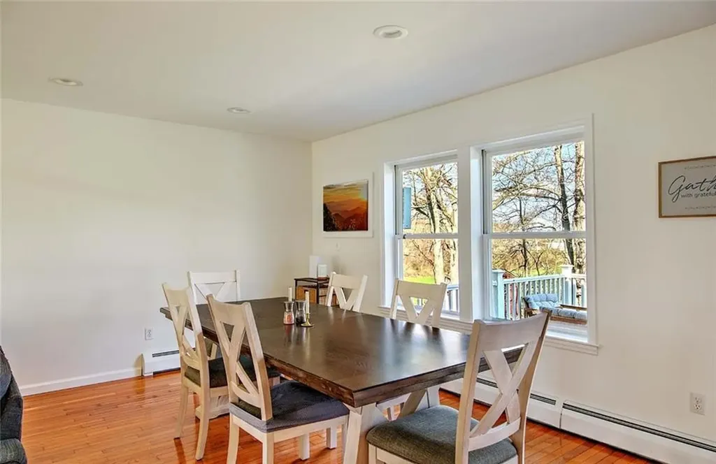 247 Randall Avenue Warwick RI 02889