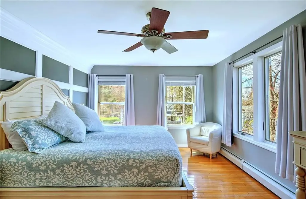 247 Randall Avenue Warwick RI 02889