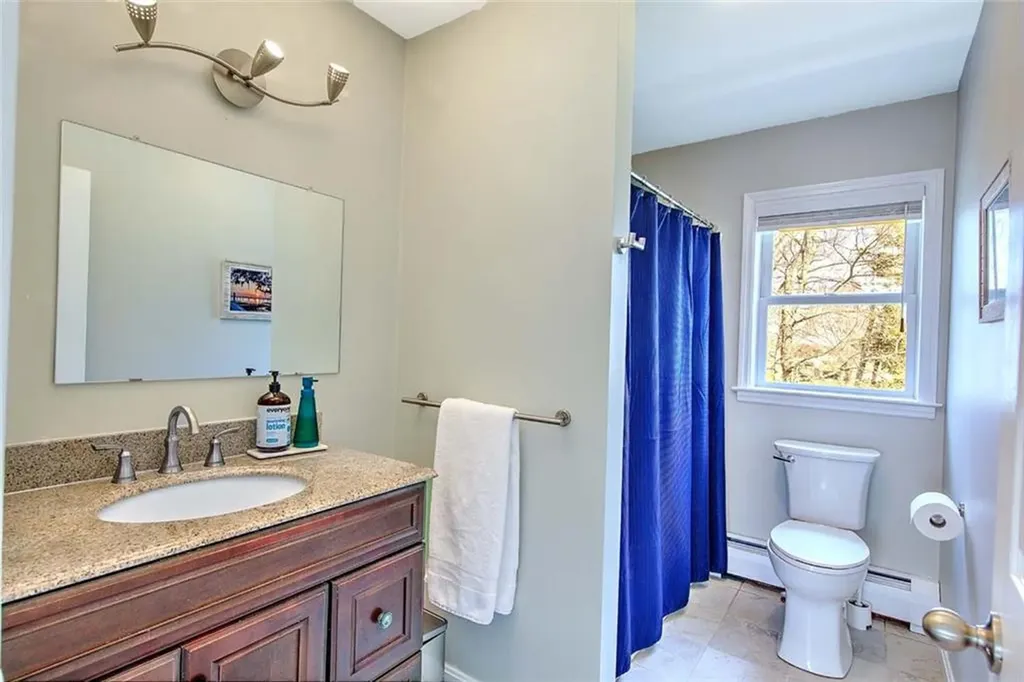 247 Randall Avenue Warwick RI 02889