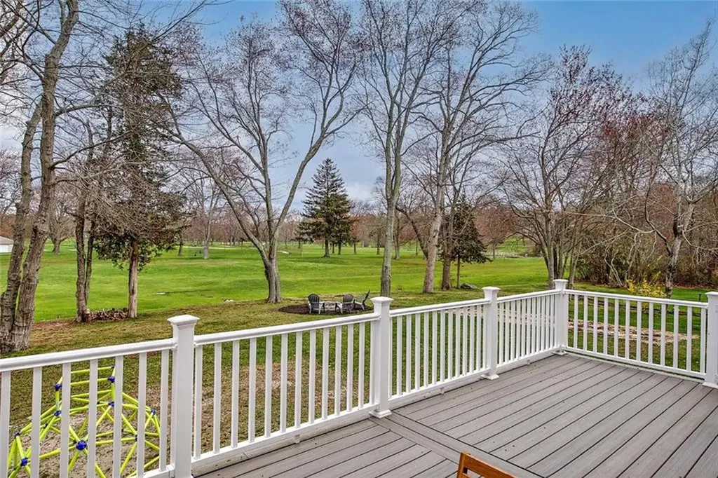 247 Randall Avenue Warwick RI 02889