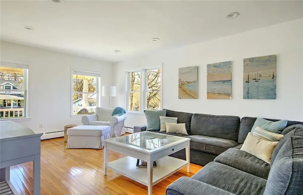 247 Randall Avenue Warwick RI 02889