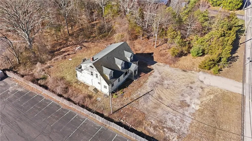261 Post Road Westerly RI 02891