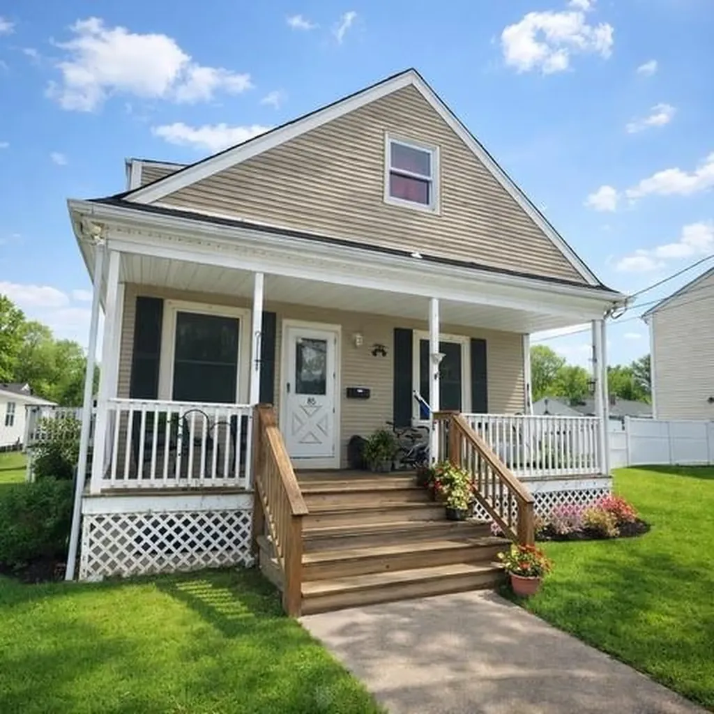 85 Vermont Street Cranston RI 02920