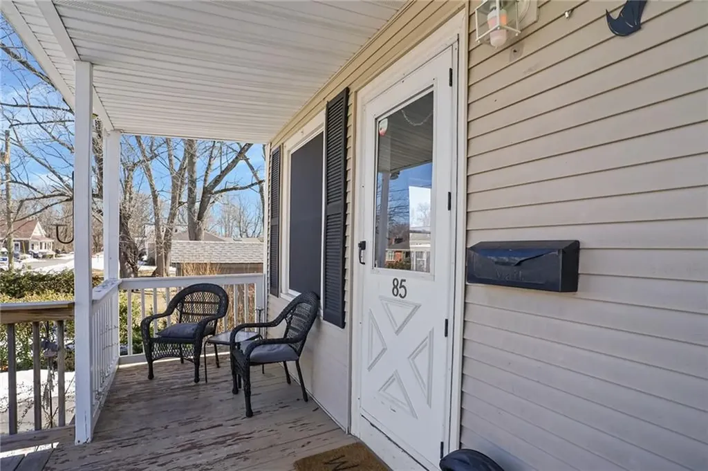 85 Vermont Street Cranston RI 02920