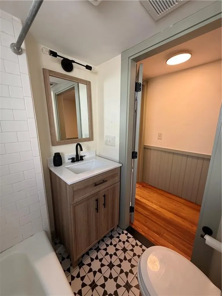 16 Canal Street Woonsocket RI 02895