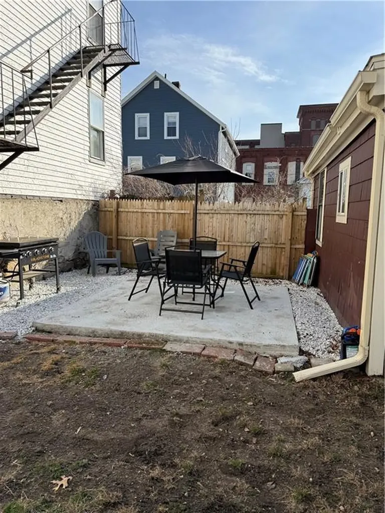 16 Canal Street Woonsocket RI 02895