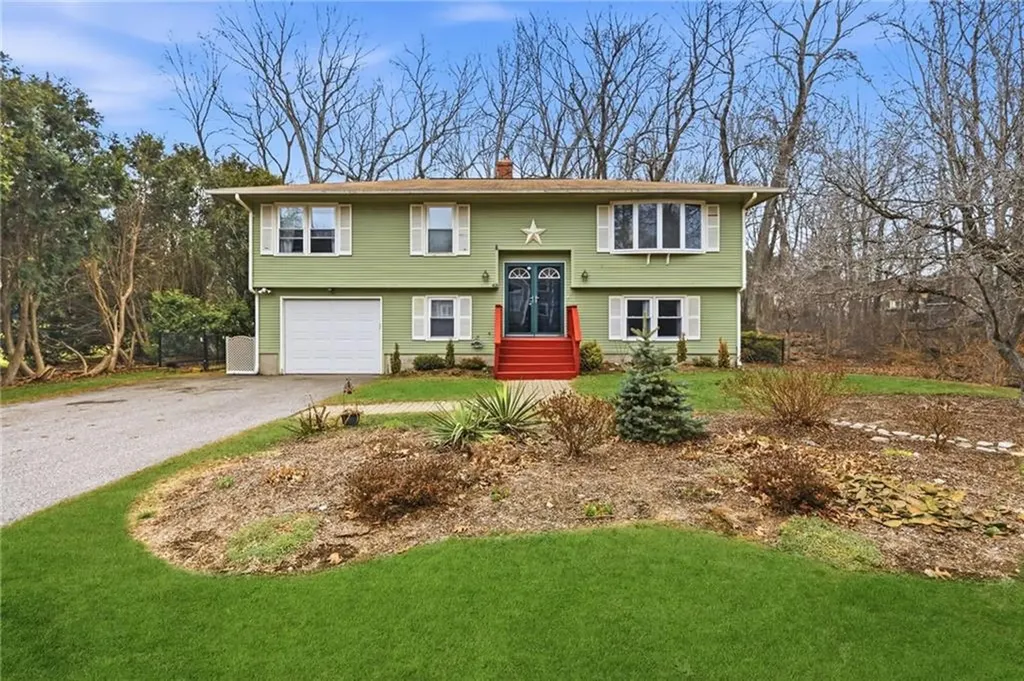 48 Roger Williams Drive Johnston RI 02919