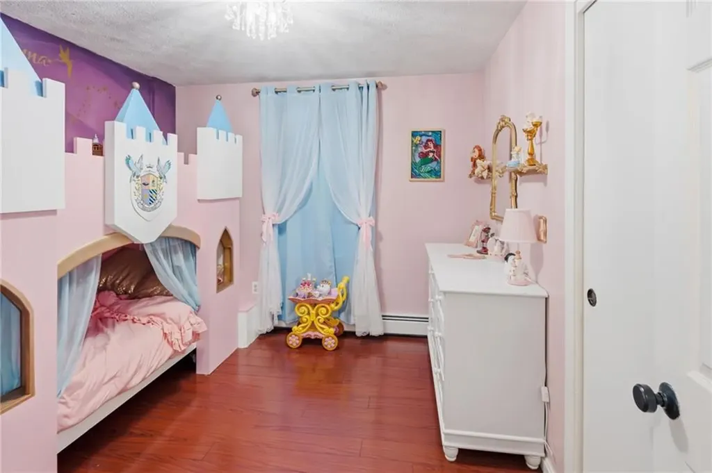 48 Roger Williams Drive Johnston RI 02919