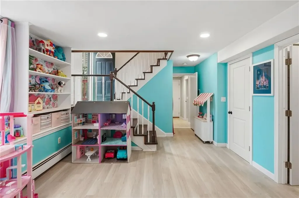 48 Roger Williams Drive Johnston RI 02919