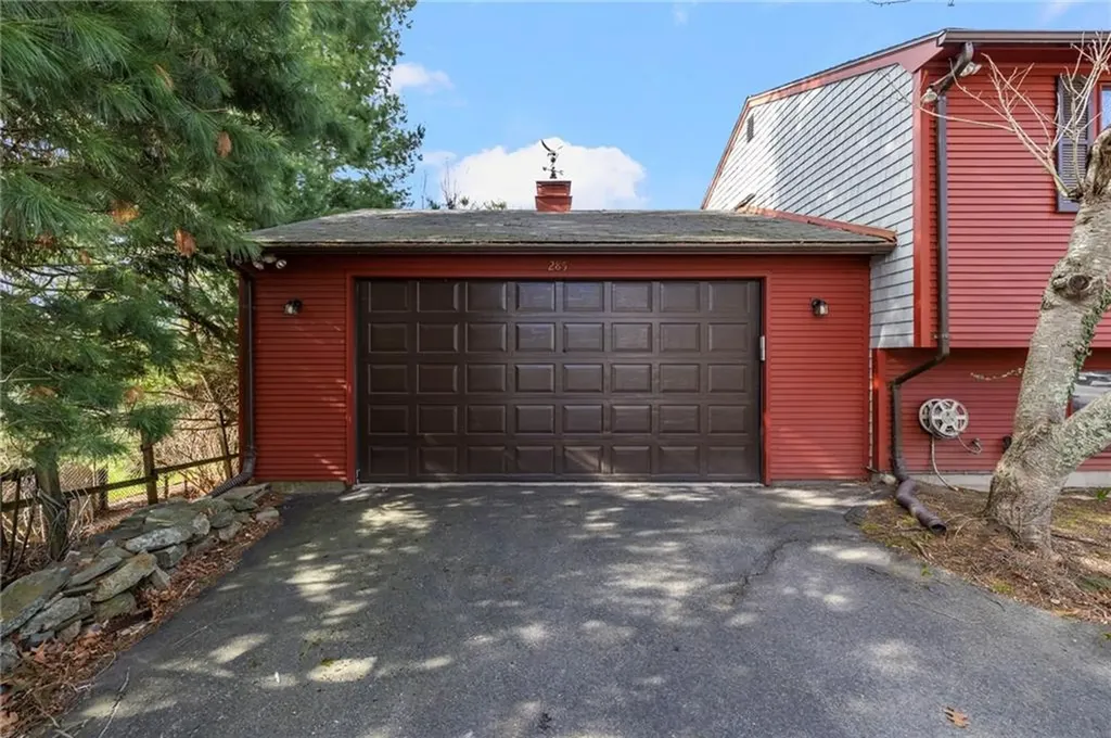285 Randall Avenue Warwick RI 02889
