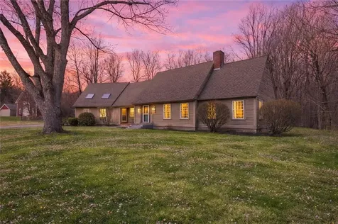 40 Pelham Drive Fitchburg MA 01420